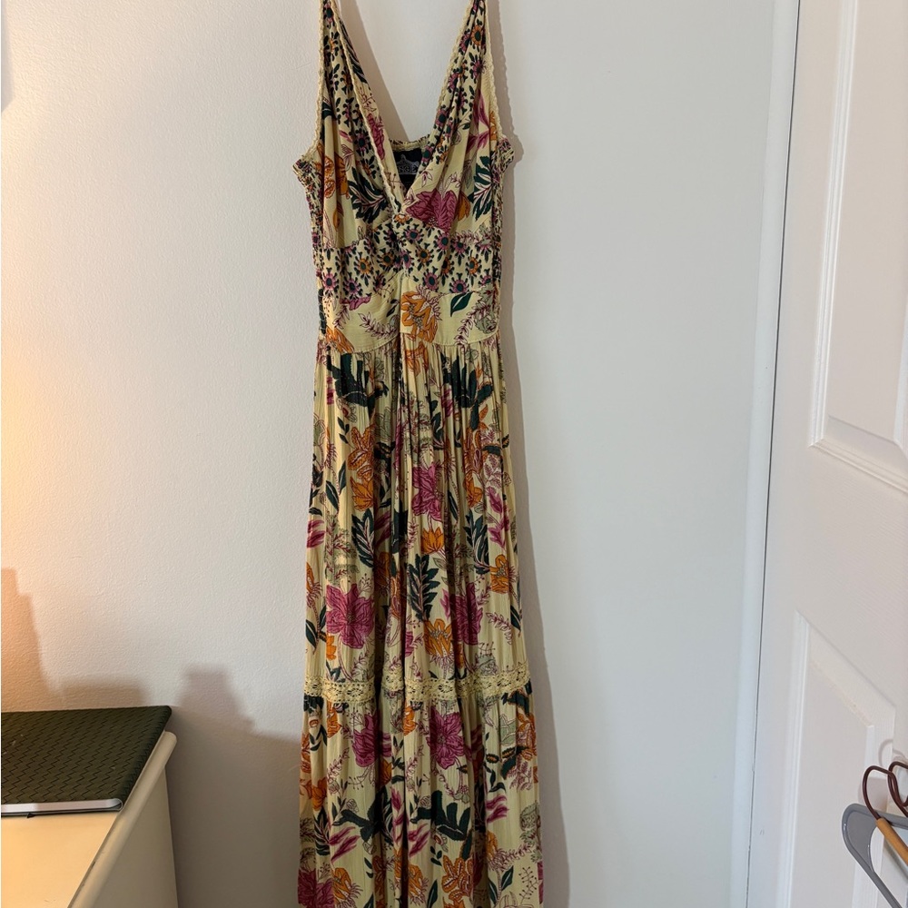 Angie Midi Dress